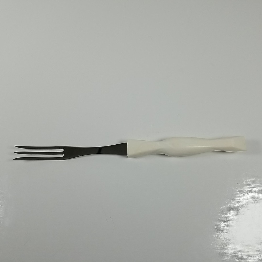 CUTCO 1726 Turning Fork, Pearl White Handle USA Made